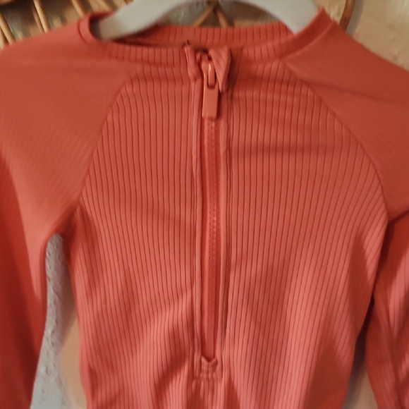 Old Navy Coral Ribbed Swimsuit - Picture 5 of 6